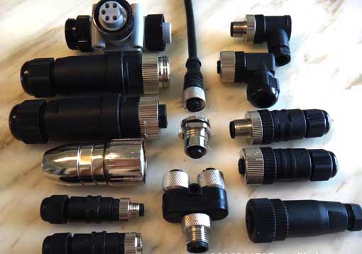 EMV-Abschirmung Stecker