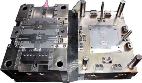 Synthetische Spritzgussform einstecken